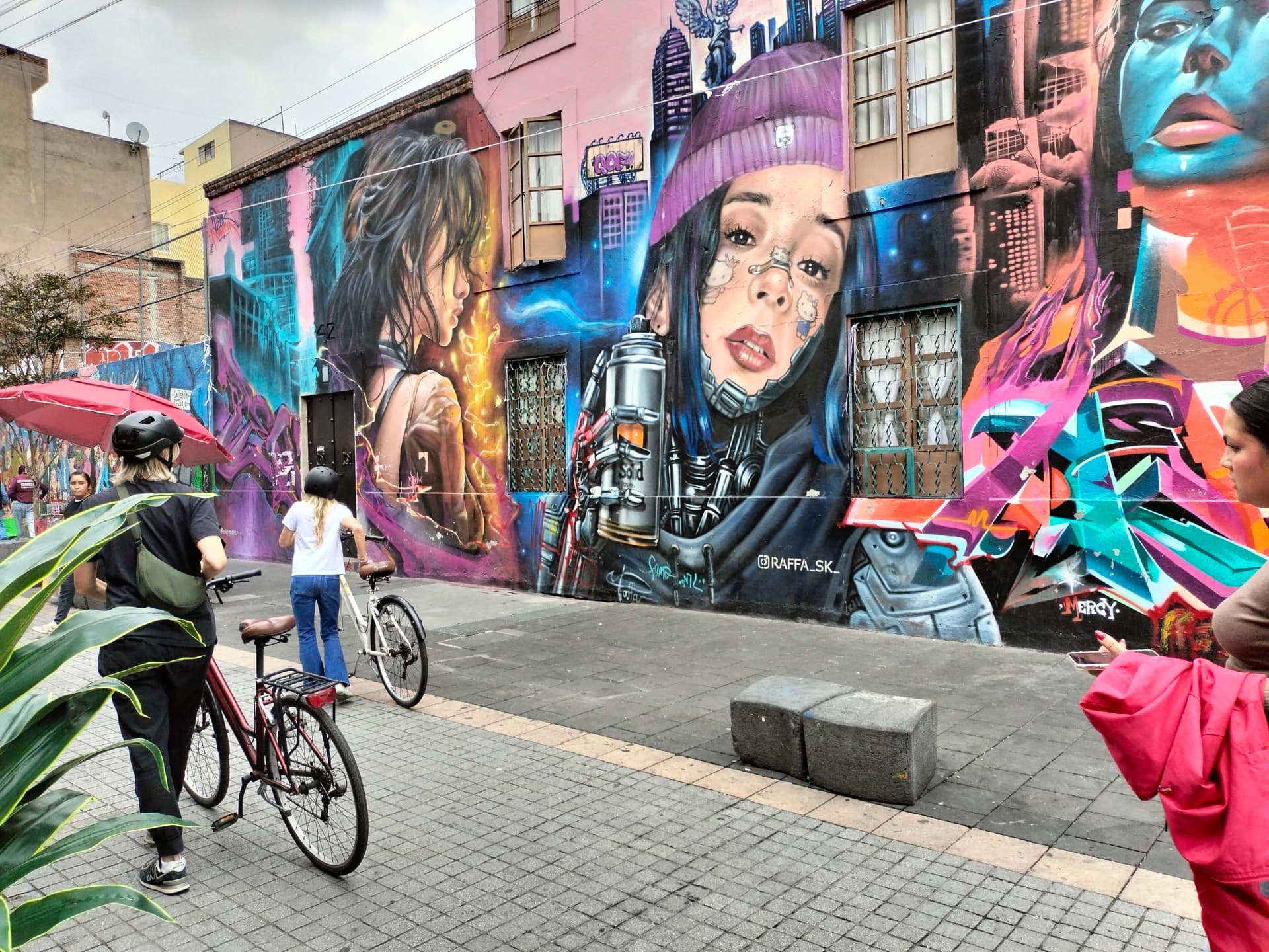 Graffiti & Street Art by Bike — photo 4 of 9