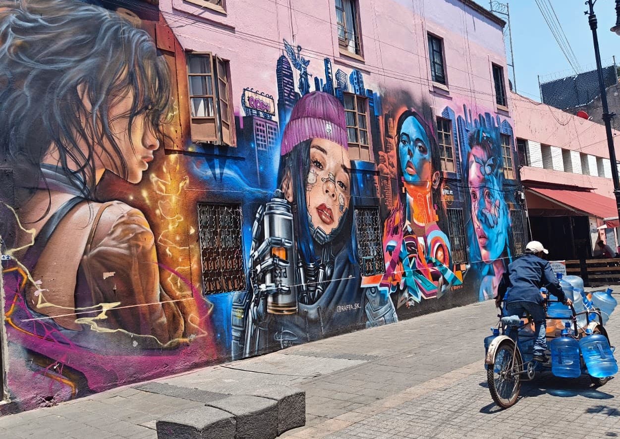 Graffiti & Street Art by Bike — photo 9 of 9